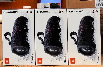 JBL Charge 6 Bluetooth speaker