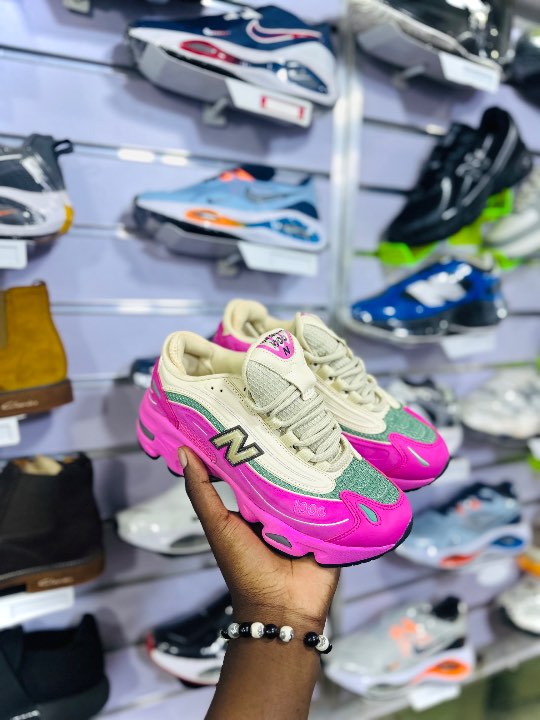 NEW BALANCE 1000 ULTRA DEEP PINK