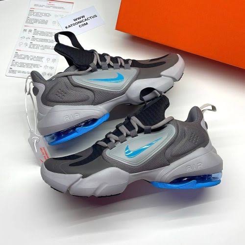 NIKE REACT GREY
