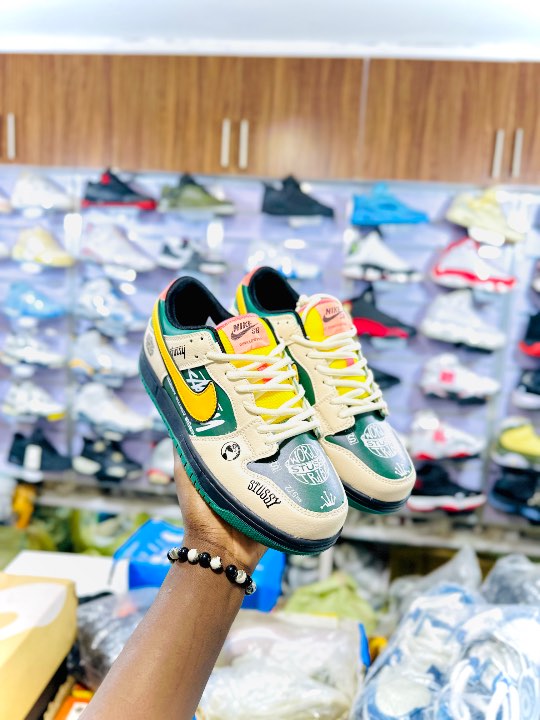 STUSSY JORDAN ONE