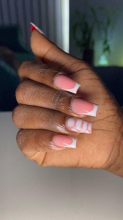 Nails designs β photo 1 of 10