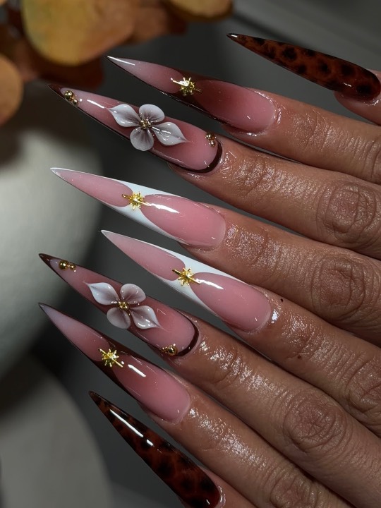 Nails – photo 1 of 2