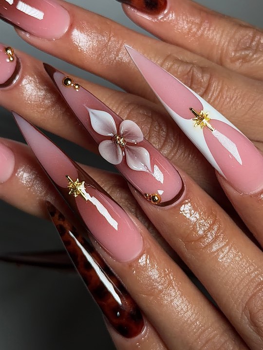 Nails – photo 2 of 2