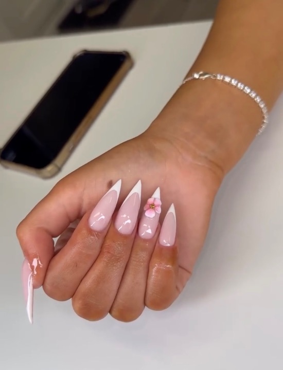 Nail designs – photo 8 of 10