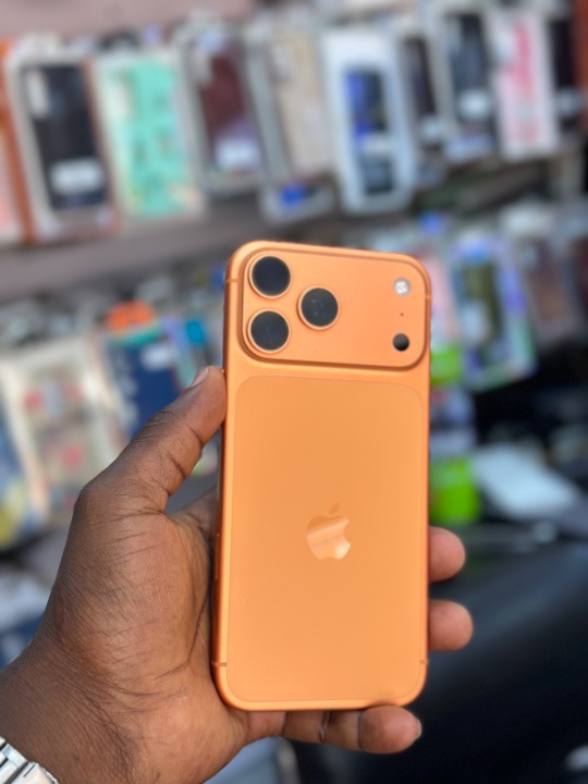 Iphone 17 Promax – photo 2 of 4