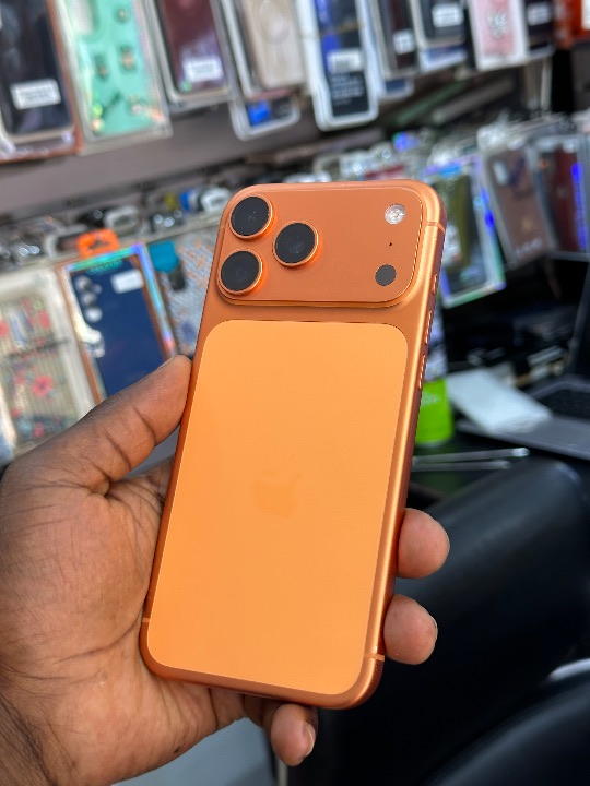 Iphone 17 Promax – photo 4 of 4