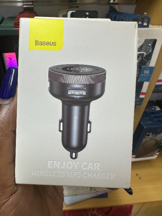 CAR CHARGERS – photo 2 of 2