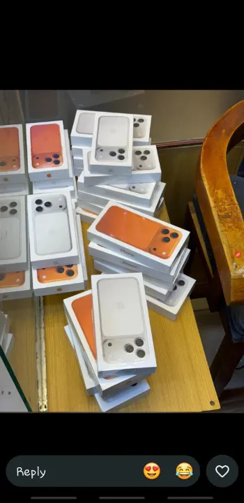 IPHONE 17 PROMAX – photo 3 of 3